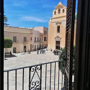 Appartamento Le Case In Piazza *****